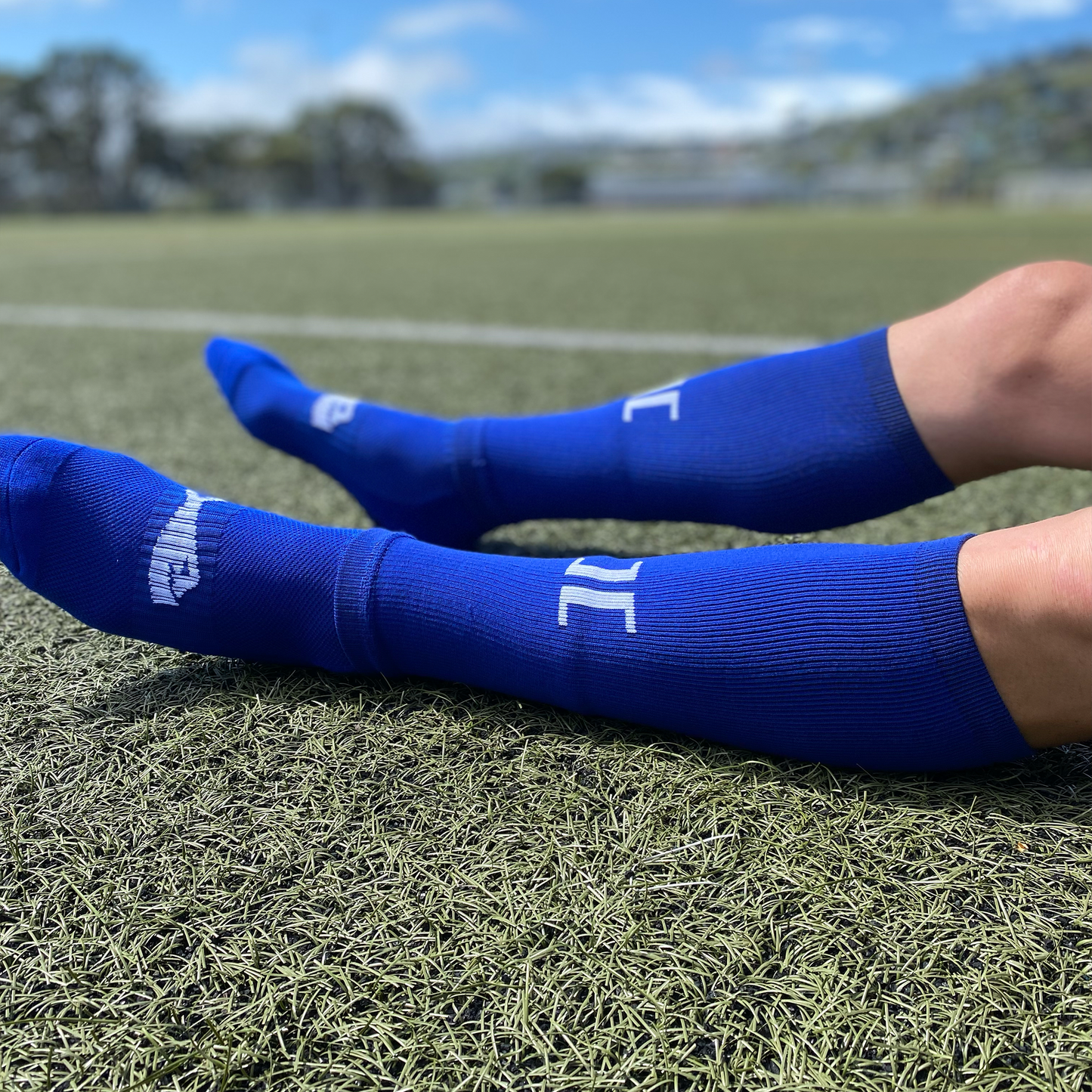 INTER FOOTBALL PERFORMANCE SLEEVE SOCK/ROYAL BLUE (FOOTLESS)